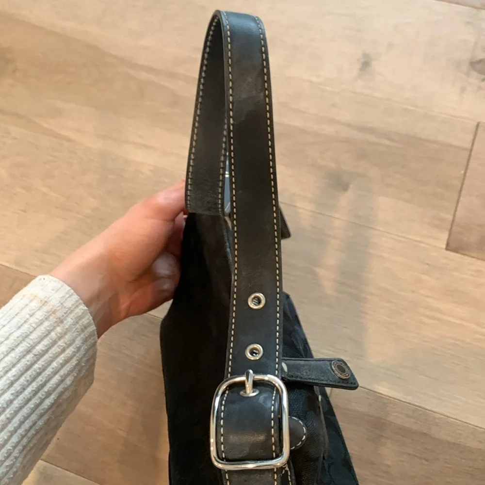 Mini Black Y2K Vintage Coach Bag - Picture 3 of 6